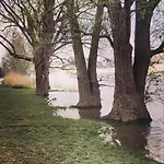 Lägenhet Sur Cour A 9e Mont D'or