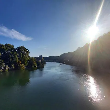 Sur Cour A 9e Mont D'or Apartment